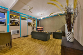 Exmouth Villas Unit 37 - Beautifully Appointed Villa Close to Town Centre